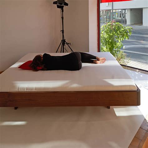 Dabei handelt es sich zum einen um haus und garten test, zum. Bettenhaus in Frankfurt | bios affair - Schöne Betten und ...