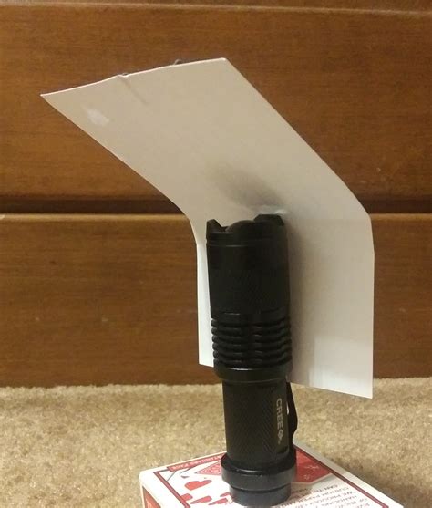 How Do You Easily Turn A Flash Light Into A Lamp Lifehacks Stack Exchange