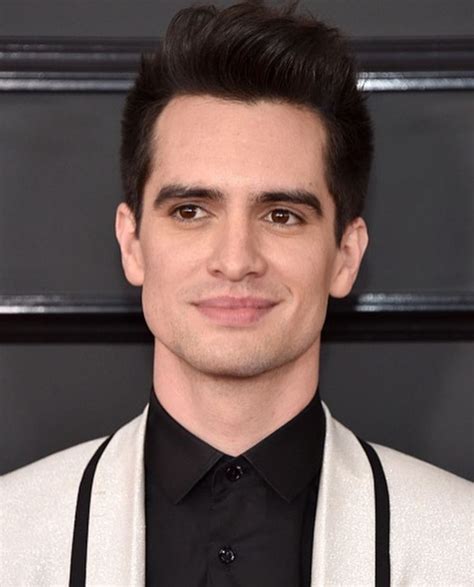 Source Instagram Brendon Urie Grammys 02122017 Brendon Urie Panic At The Disco Singer