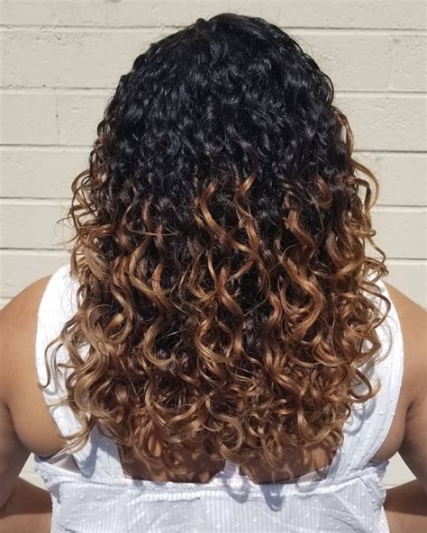 15 Prettiest Balayage Colors For Curly Hair Styledope