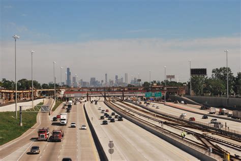 Arriving In Chicago Passing Over The Dan Ryan Expressway Flickr