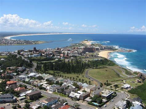 Safe and secure online booking and guaranteed lowest rates. Newcastle NSW Australia : newcastle