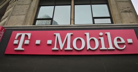 No T Mobile Isnt Cracking Down On Pro 2a Speech Bearing Arms