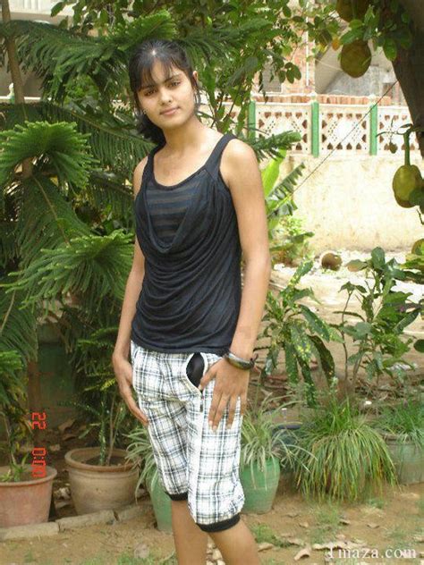 Beautiful Delhi Girls Hot Photos