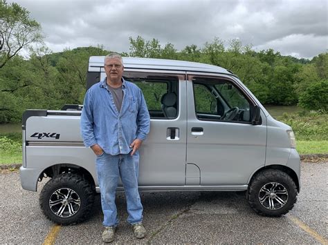 Daihatsu Hijet Deck Van Made By Toyota