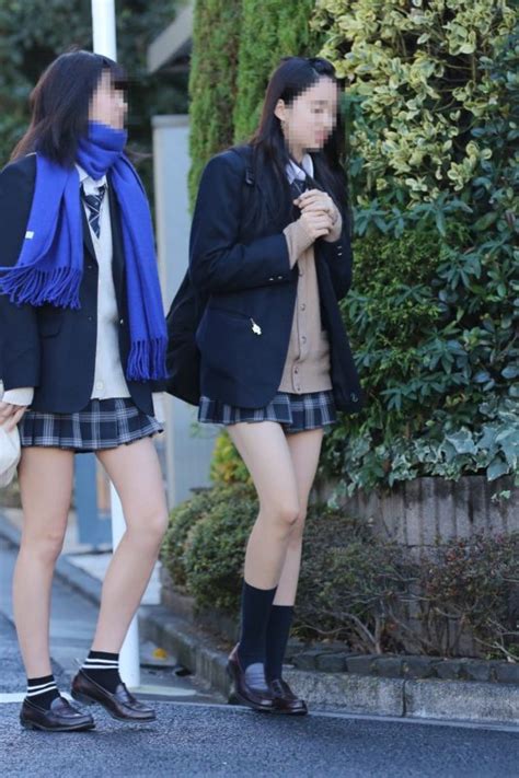 【画像】通学jkの一瞬をパシャリ Jkちゃんねる女子高生画像サイト