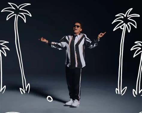 Bruno Mars ‘thats What I Like Official Music Video Starmometer