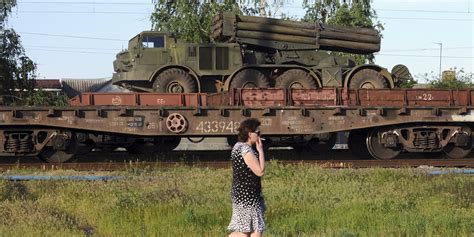 Russia Is Reviving Old Soviet Era Armored Trains Business Insider