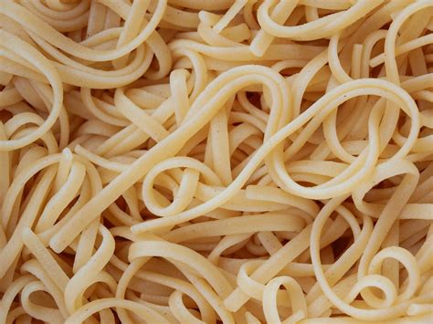 Para ser sincero, me cuesta. Cómo preparar una salsa vegetariana para la pasta