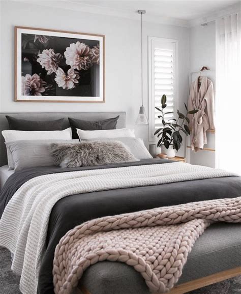Gray Pink And White Bedroom 21 Chic Pink And Gray Bedrooms Bedroom Color Combinations These