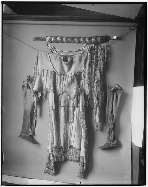 Kiowa Garments Nara 523723tif Native American Clothing Buckskin