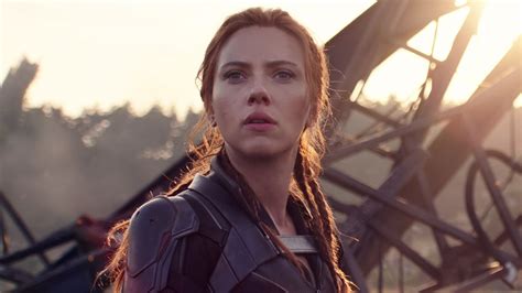 disney scarlett johansson reportedly bury the hatchet as mcu star is now rumored to be
