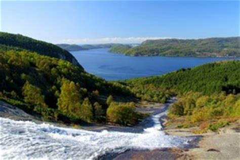 Travel to lyngdal by the rosfjorden fjord in southern norway, known for sørlandsbadet waterpark and lynga river, one of norway's top salmon rivers. Mietwagen Lyngdal (Preisvergleich) Autovermietung Lyngdal