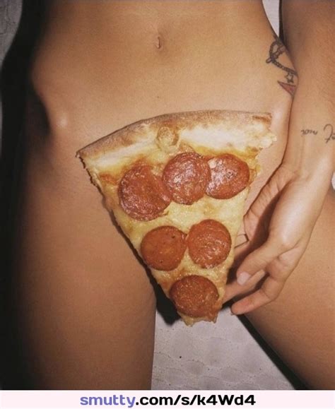 Teen Babe Noface Nude Belly Pussy Pizza Pizzapussy Yummy Food Pussyeating Delicious