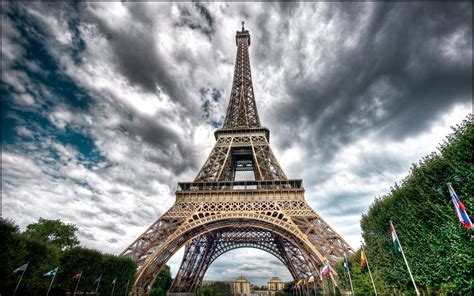 46 Eiffel Tower Hd Wallpapers On Wallpapersafari