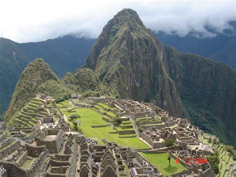 Most of the people who visit the andean country are here to tour the wonderful inca complex. File:Machu Picchu Peru.JPG - Wikimedia Commons