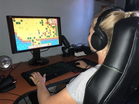 My Girlfriend Finally Agreed To Play My Favorite Game Today R Stardewvalley