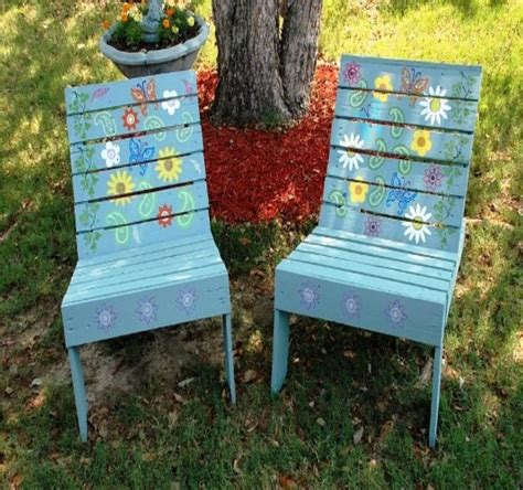 Pallet Chairs Plans And Ideas Pallet Ideas Recycled Upcycled