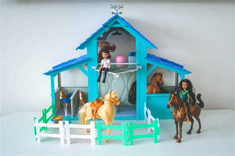 A shelter for a horse can be as elaborate as your imagination can make it. ** WIN ** Dreamworks Spirit Riding Free Barn Playset ...