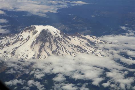 Podcast How Mount Rainier Will Tell Us When Its Going To Blow Crosscut