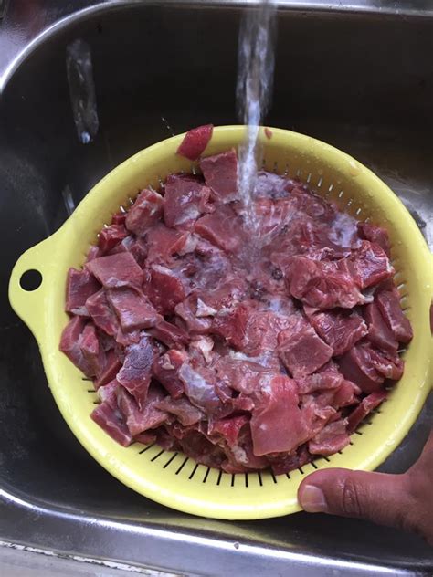 Cara pembuatan kandang ayam potong dan berbagai macam model kandang yang digunakan oleh para peternak ayam, memiliki berbagai. Chef Ini Kongsi Petua Basuh, Potong & Lembutkan Daging ...