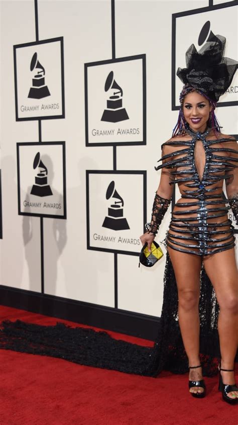 9 Worst Dressed At The Grammy Awards