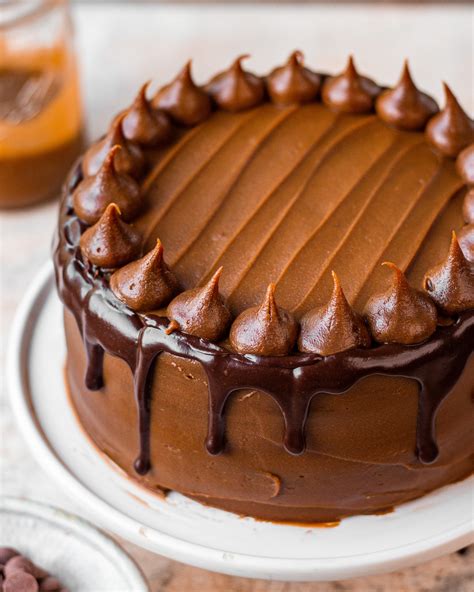 Aggregate 63 Chocolate Caramel Cake Images Super Hot Awesomeenglish