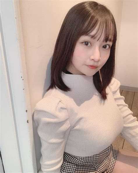 In Charge Of The Big Breasts Of The Idol Group 21 Year Old Girl 大嶋みく