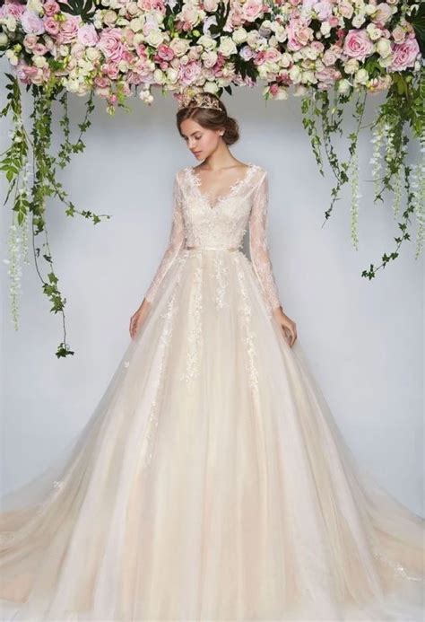 Fashion And Beautiful Maternity Bridal Gowns For Girl Wedding Dress