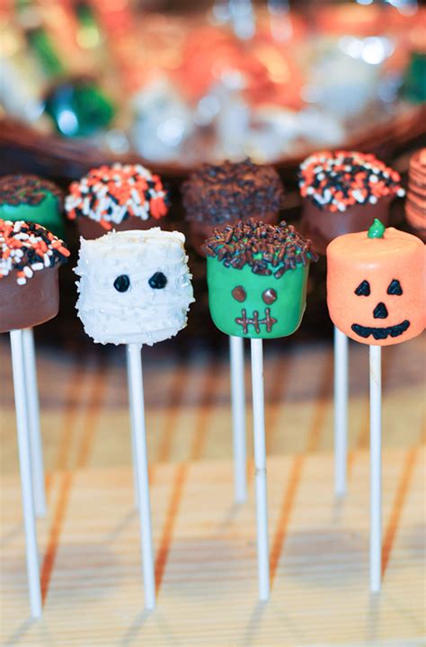 How To Make Halloween Marshmallow Pops Mommys Fabulous Finds