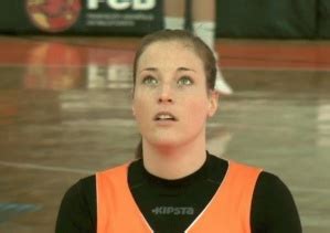 Toen was nog niet bekend dat ze de overstap zou maken naar het spaanse perfumerías avenida, uit salamanca. Kim Mestdagh de retour en Belgique, à Castors Braine
