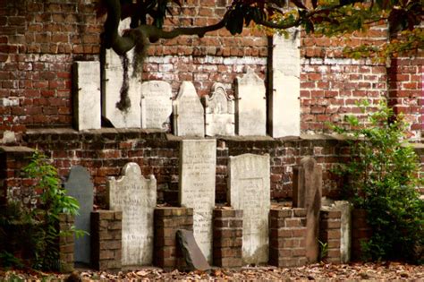 The Top 10 Most Haunted Cemeteries In Georgia