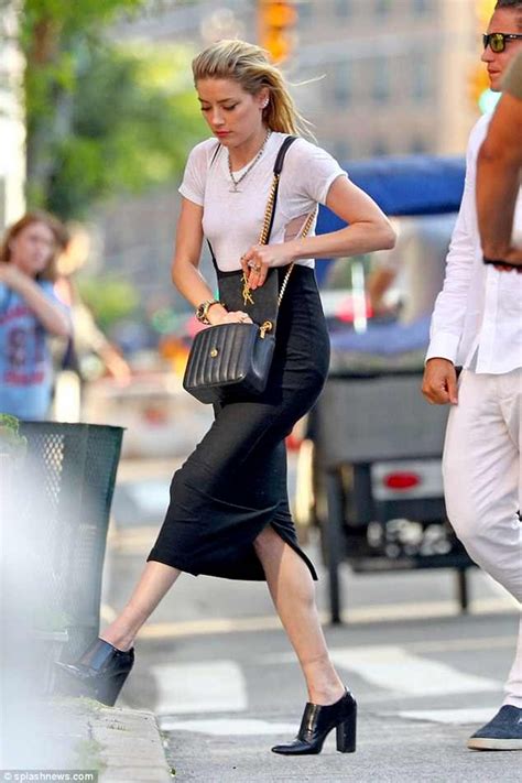 Amber Heard Street Style Fashion Icon Amber Heard Style Amber Heard