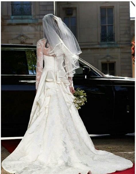 View 34 Kate Middleton Wedding Dress Back