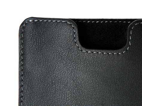 Leather Wallet With Iphone 5 Case Bifold Black By Danny P