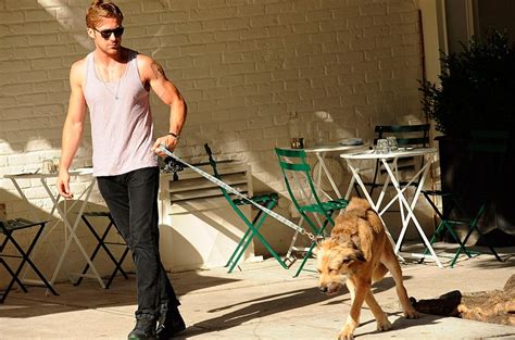 Ryan Gosling Goes Shirtless For Martial Arts Training Video