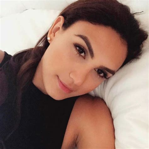 Her birthday, what she did before fame, her family life, fun trivia facts, popularity rankings, and more. Isabella Santiago - Most Gorgeous Venezuelan Trans Women ...