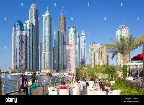 Dubai Hi Res Stock Photography And Images Alamy