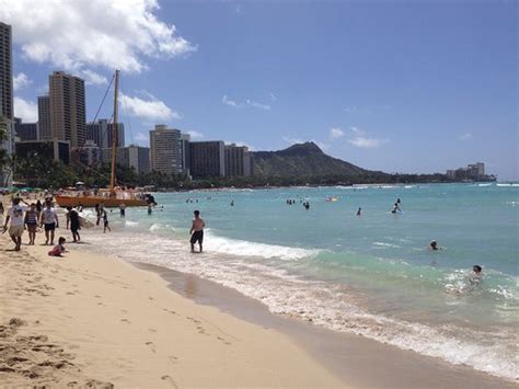 Great Water And People Watching Waikiki Beach Honolulu Traveller