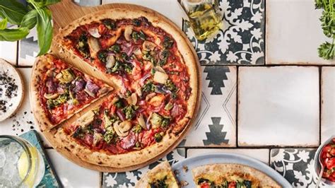 Iceland Expands Amazing Vegan Range With Pizzas For Veganuary Mirror