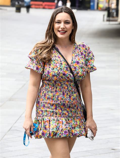 Kelly Brook Says She Wants To Slim Down After Weight Gain During Lockdown