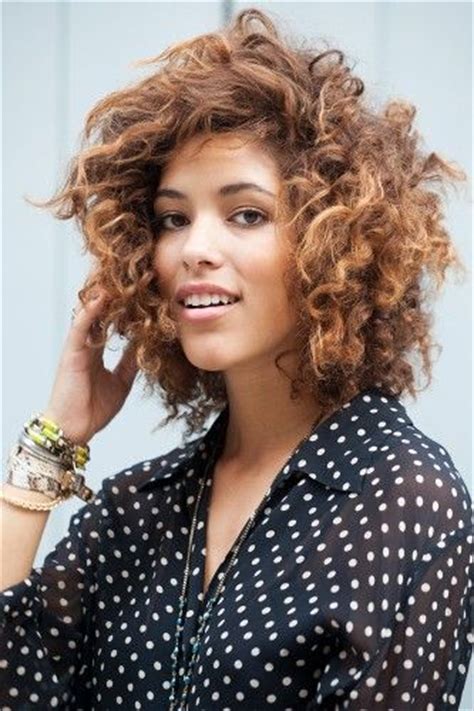 32 Easy Hairstyles For Curly Hair For Short Long And Shoulder Length Hair Hairstyles Weekly