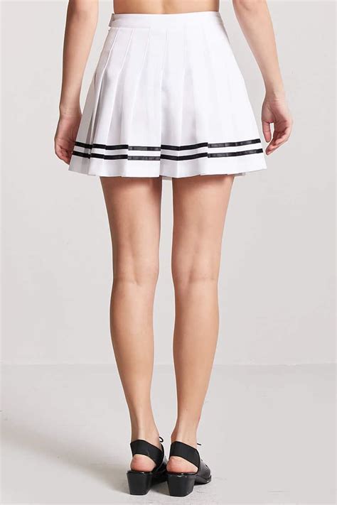 white pleated tennis skirt white pleated tennis skirt prettylittlething usa white skirt in a