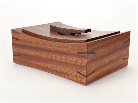 custom made fine wooden keepsake box by brian tyirin woodworking