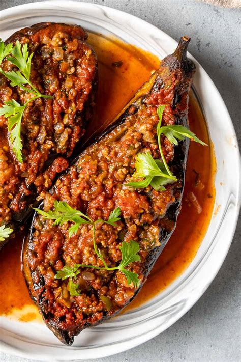 turkish ground beef stuffed eggplant karniyarik recipe give recipe