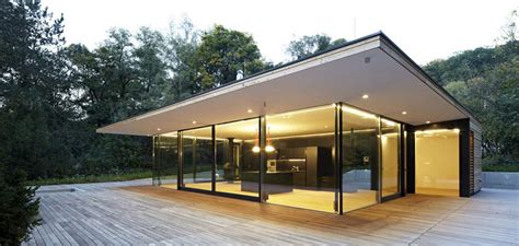Modern Glass House Design Decoratorist 108679