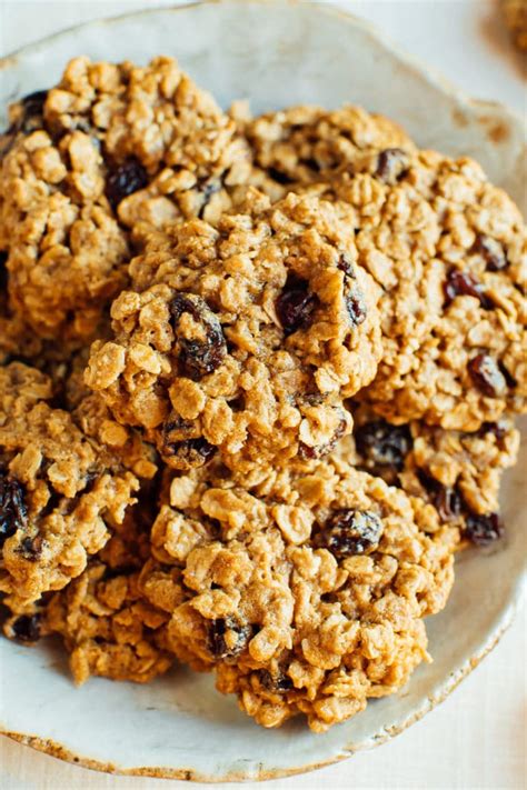 And tasty cookies recipes are oat cookie made with rolled oats with raisin and choco chips. The BEST Healthy Oatmeal Cookies | Eating Bird Food | Recipe in 2020 | Healthy oatmeal cookies ...