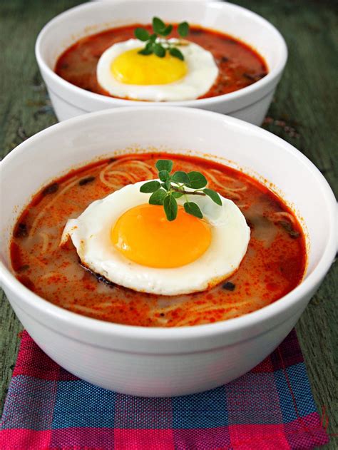A simple recipe for preparing angle hair pasta with a spinach and herb sauce plus tips for perfect pasta. Sopa Criolla (Beef and Angel Hair Soup) | jabm | Copy Me That