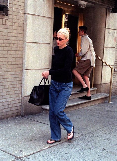 Cbk In Black T And Jeans Casual Chic Pinterest Carolyn Bessette Kennedy And Jfk Jr