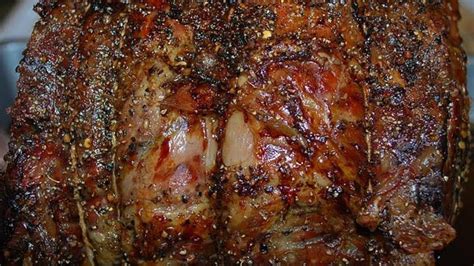 Get the garlic thyme prime rib recipe from bs in the kitchen. Christmas Prime Rib Recipe | Yummly | Recipe | Boneless prime rib roast, Prime rib recipe, Prime ...